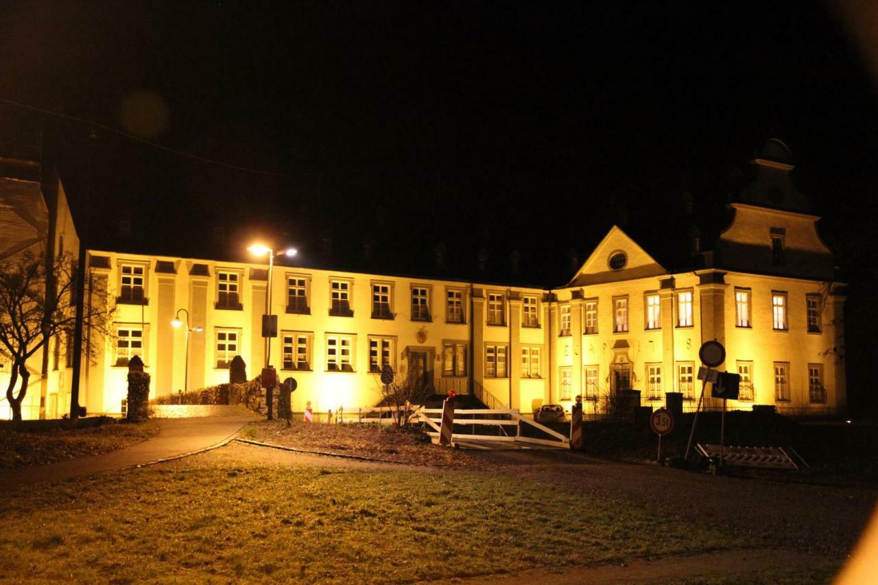 Ferienwohnung Sayn Bei Koblenz Бендорф Экстерьер фото